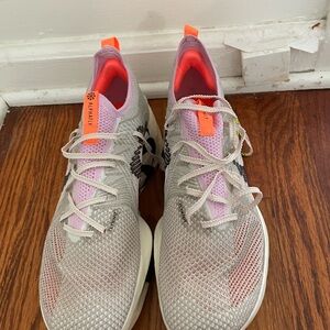 Meet your Posher, Jameson